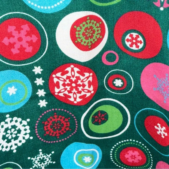 NWT SB Scrubs Christmas Print Scrub Top Size 2X Cotton Emerald Green Holiday - Picture 5 of 6